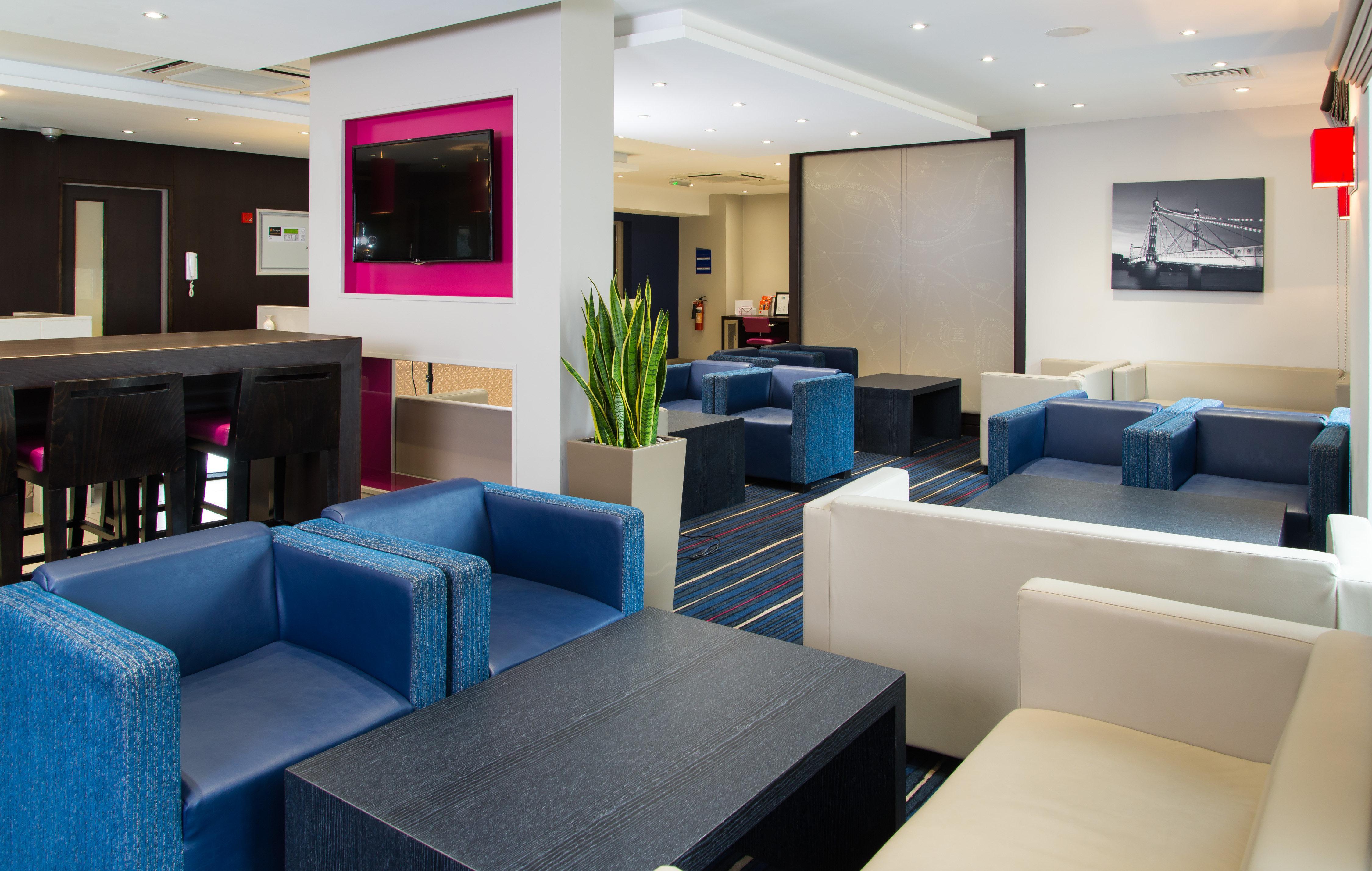 Holiday Inn Express London - Wandsworth, An Ihg Hotel Экстерьер фото