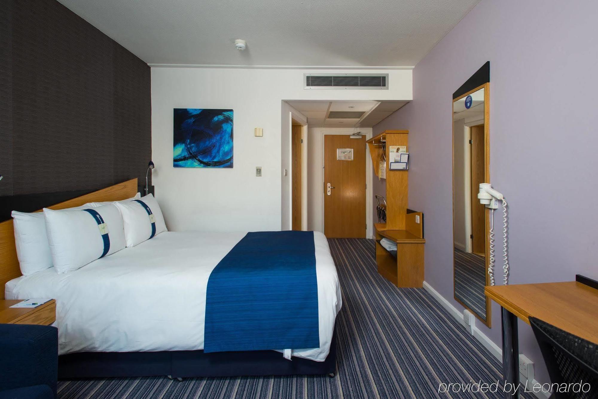 HOLIDAY INN EXPRESS LONDON - WANDSWORTH, AN IHG HOTEL ЛОНДОН 3*  (Великобритания) - от 3377 UAH | NOCHI